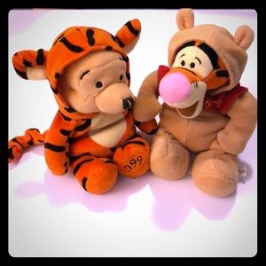 Winnie the Pooh and Tigger Plush Collectables